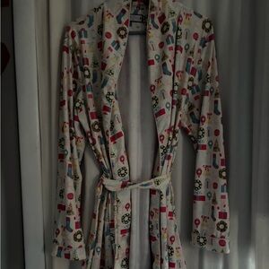 Sweet Honey Christmas gown and robe. Women’s XL
